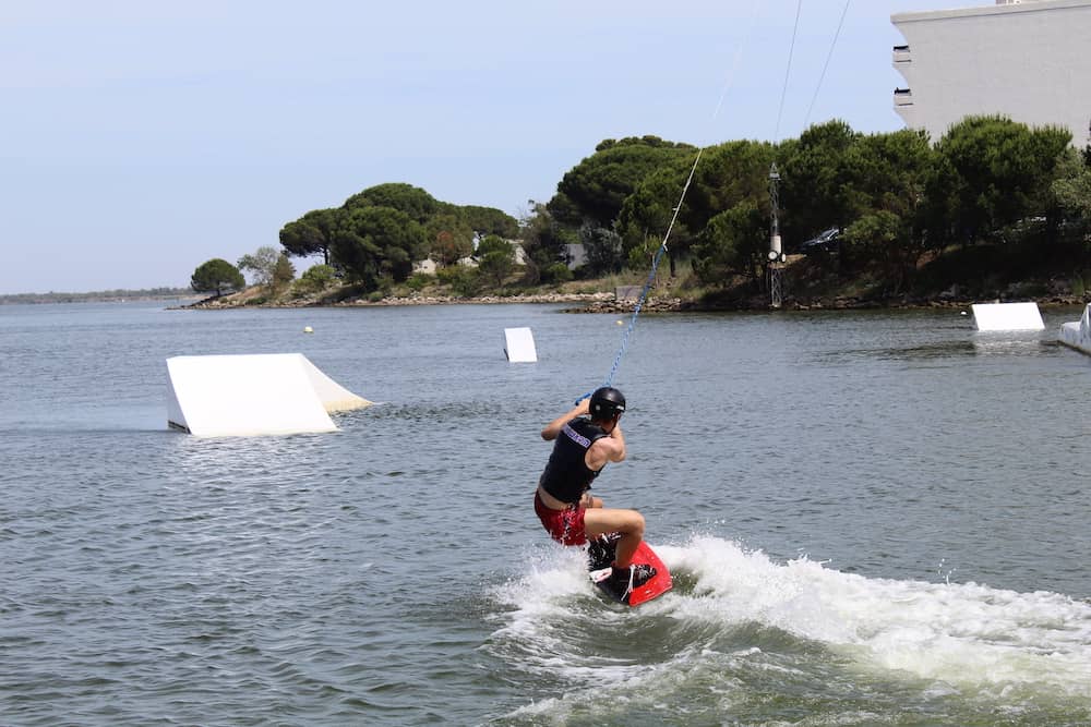 WAKEBOARD